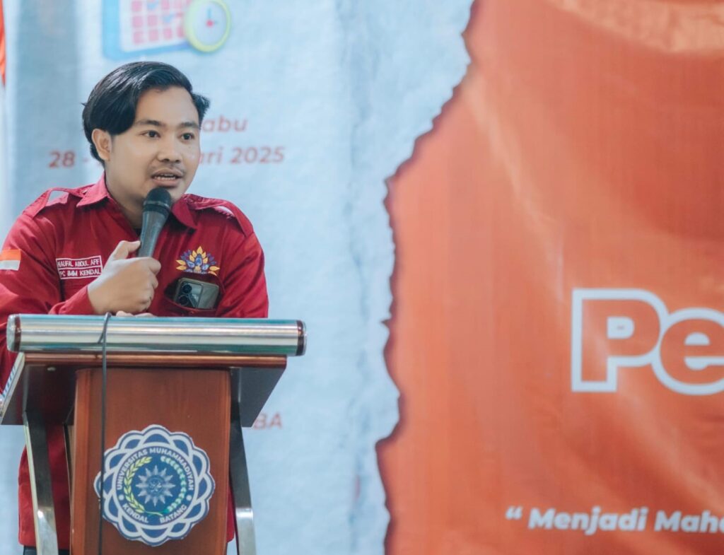 Apa yang Membedakan “Kita” dan “Mereka”