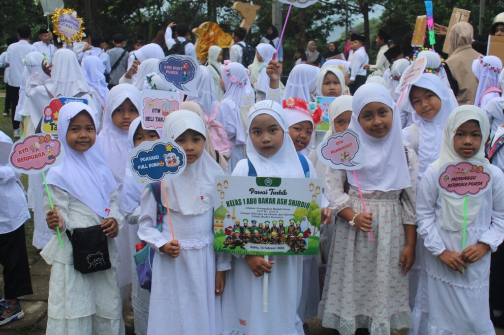 Ribuan Peserta Tumpah Ruah, Pawai Tarhib Ramadan 1447 H Gegerkan Desa Pagersari