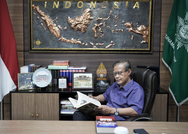 Haedar Nashir Dianugerahi Tokoh Perbukuan Islam 2025 oleh IKAPI DKI Jakarta