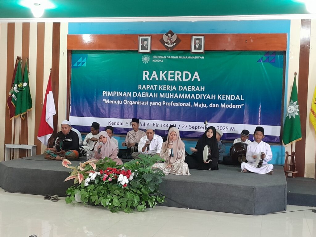 Pra Acara Rakerda 2025, Group Rebana Shoutul Quran Tampilkan Lagu-lagu Religi