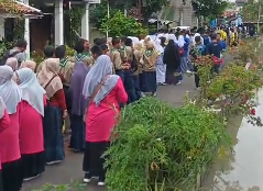 Pawai Spektakuler Warnai Milad Muhammadiyah, Ratusan Warga PCM Kendal Tumpah Ruah di Jalan Raya