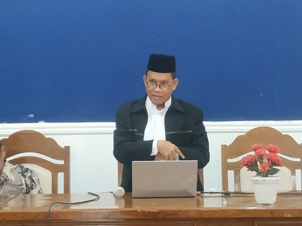 Ustadz Adi Ismanto Ingatkan “Detail Kritis” Sholat Jumat, Tegas Larang Jamaah Mengucap Amin Saat Khatib Berdoa